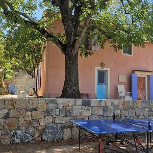  Hébergement de vacances Les Amandiers